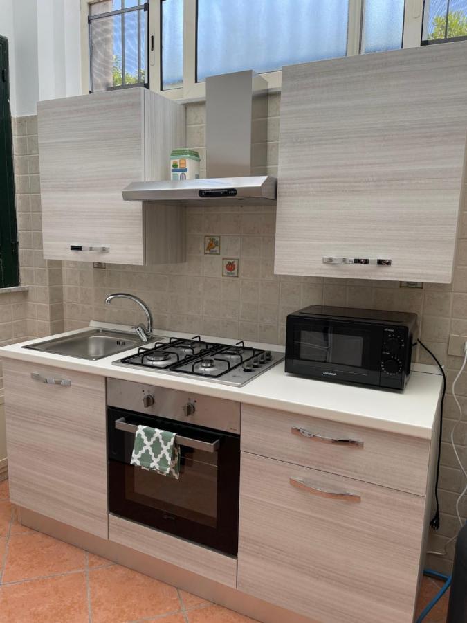 Casa Vacanze Baglio Barcellona Mondello ปาแลร์โม ภายนอก รูปภาพ