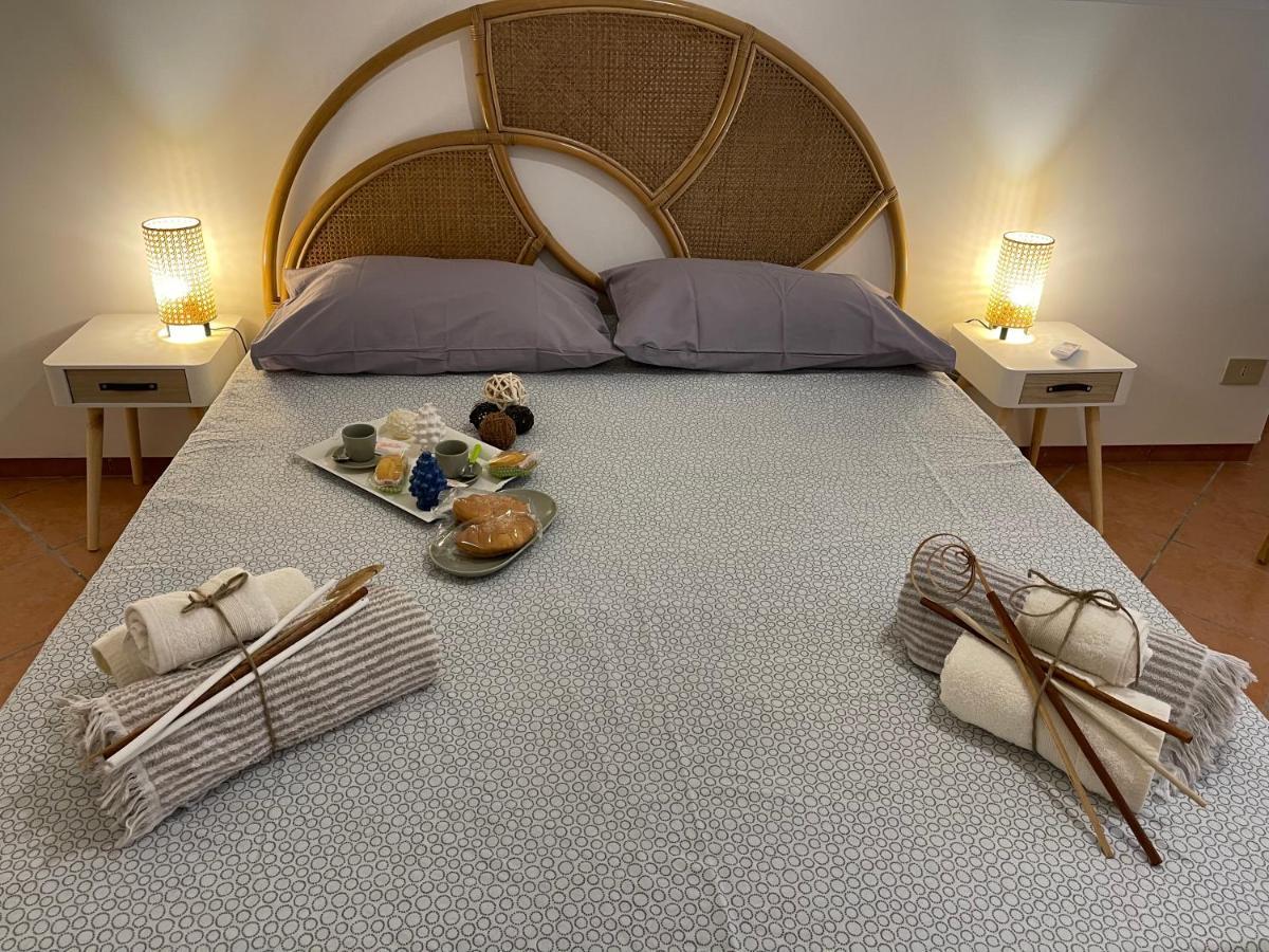 Casa Vacanze Baglio Barcellona Mondello ปาแลร์โม ภายนอก รูปภาพ