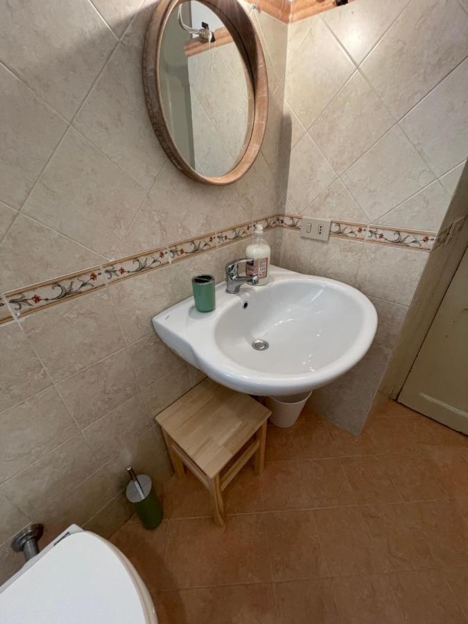 Casa Vacanze Baglio Barcellona Mondello ปาแลร์โม ภายนอก รูปภาพ