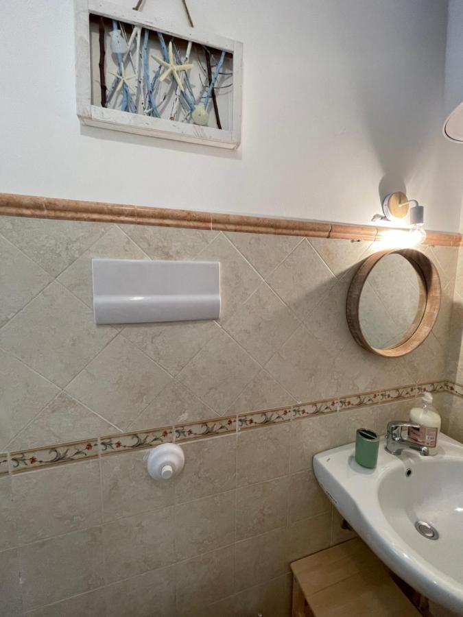 Casa Vacanze Baglio Barcellona Mondello ปาแลร์โม ภายนอก รูปภาพ