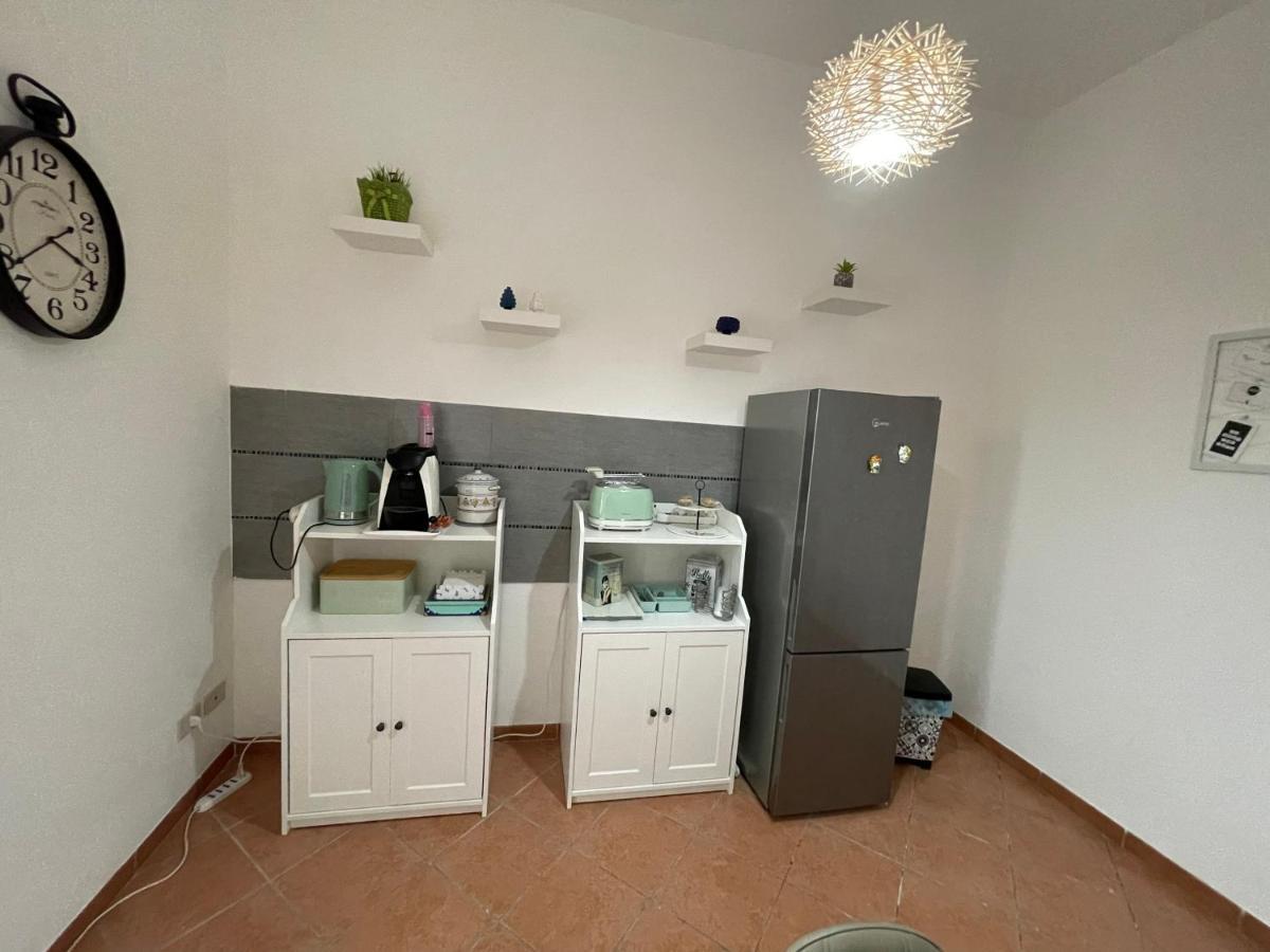Casa Vacanze Baglio Barcellona Mondello ปาแลร์โม ภายนอก รูปภาพ